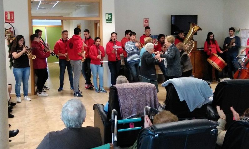 Músics Sense Fronteres continua amb la seua labor solidària
